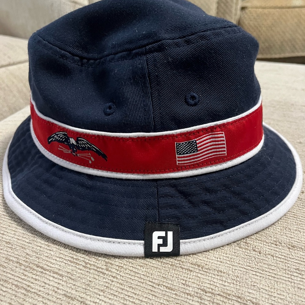 Footjoy bucket hat limited edition size l/xl